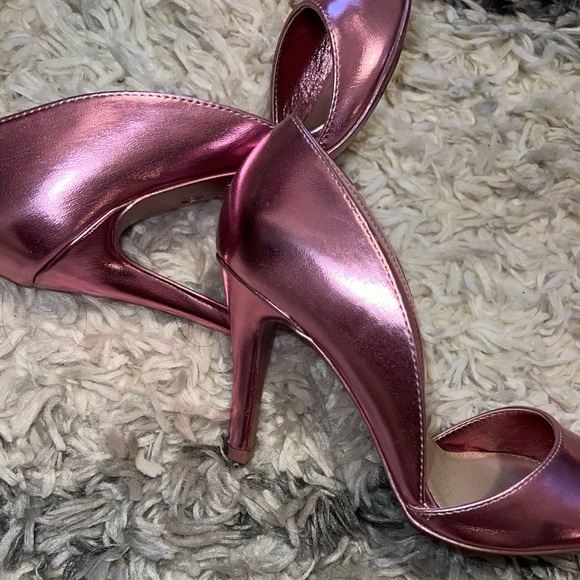 MIA Rose Gold Pointy Toe Pumps - Picture 5 of 5